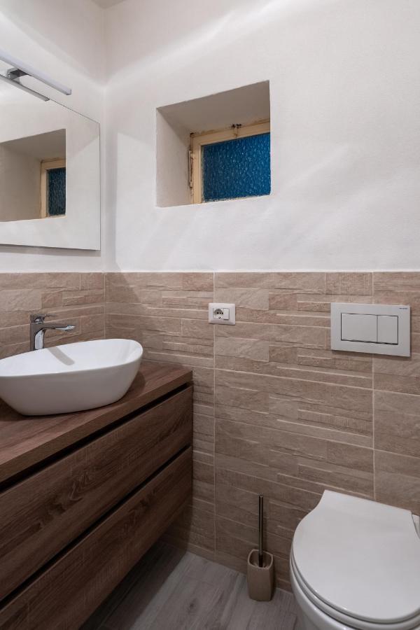 Casa Rocca Apartment Bosa Ngoại thất bức ảnh